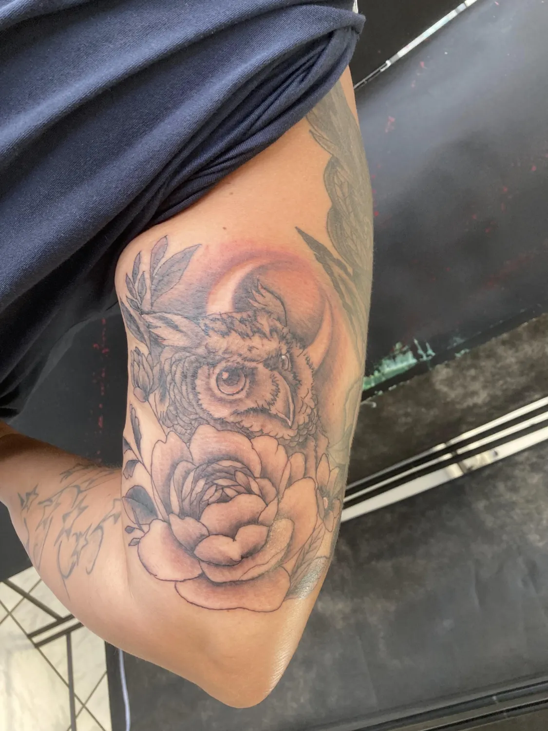 Freakline Tattoo Atelier Bjanca Arbeiten Blumentattoo