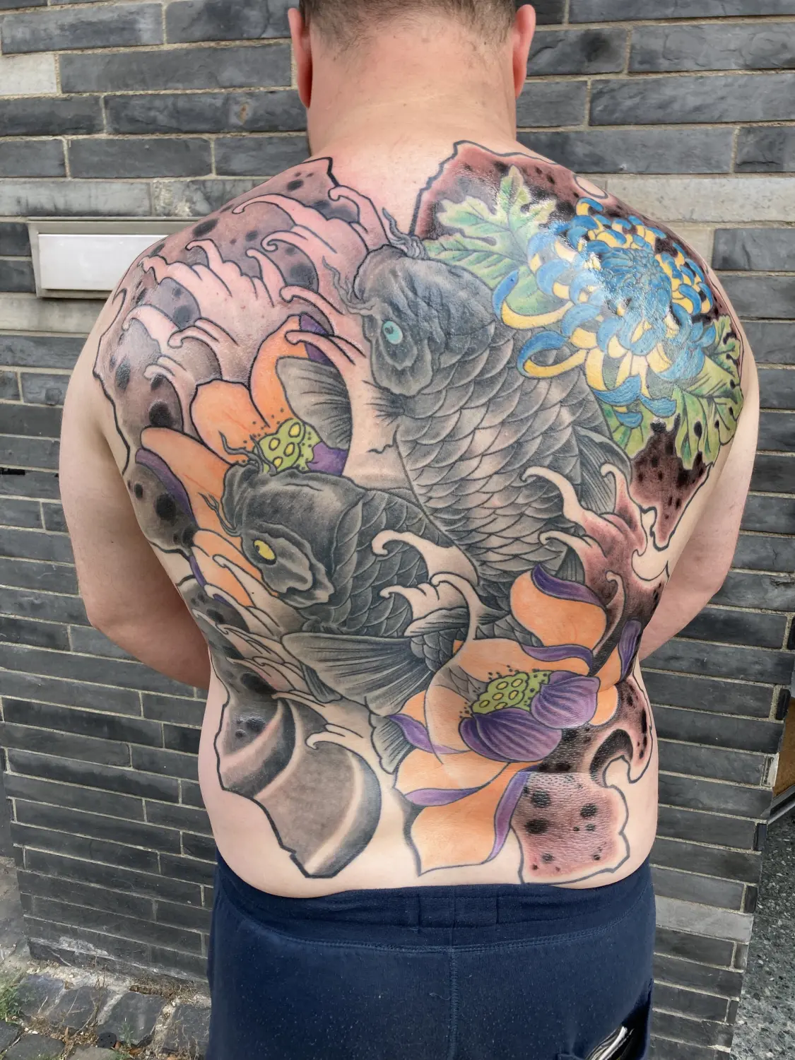 Freakline Tattoo Atelier Rene Arbeiten Koi Cover up Tattoo