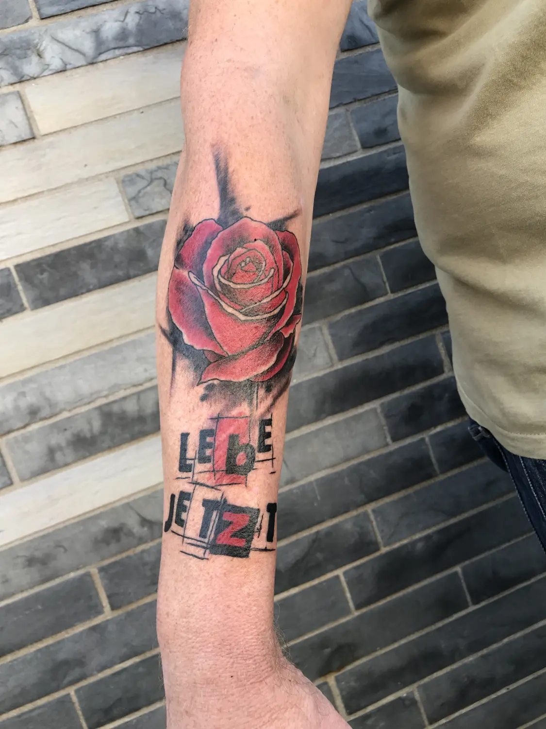 Freakline Tattoo Atelier Rene Arbeiten Rosen Tattoo